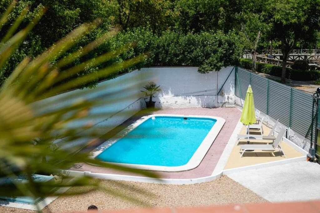 Newly Renovated Room W Pool & Bikeparking Girona Bagian luar foto