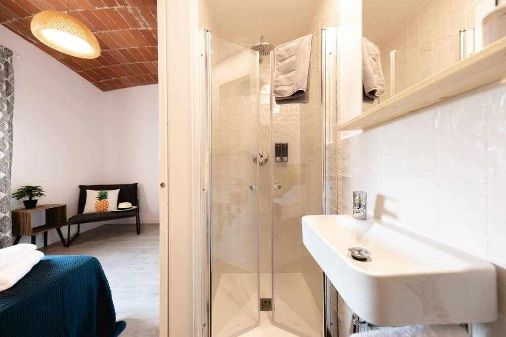 Newly Renovated Room W Pool & Bikeparking Girona Ruang foto