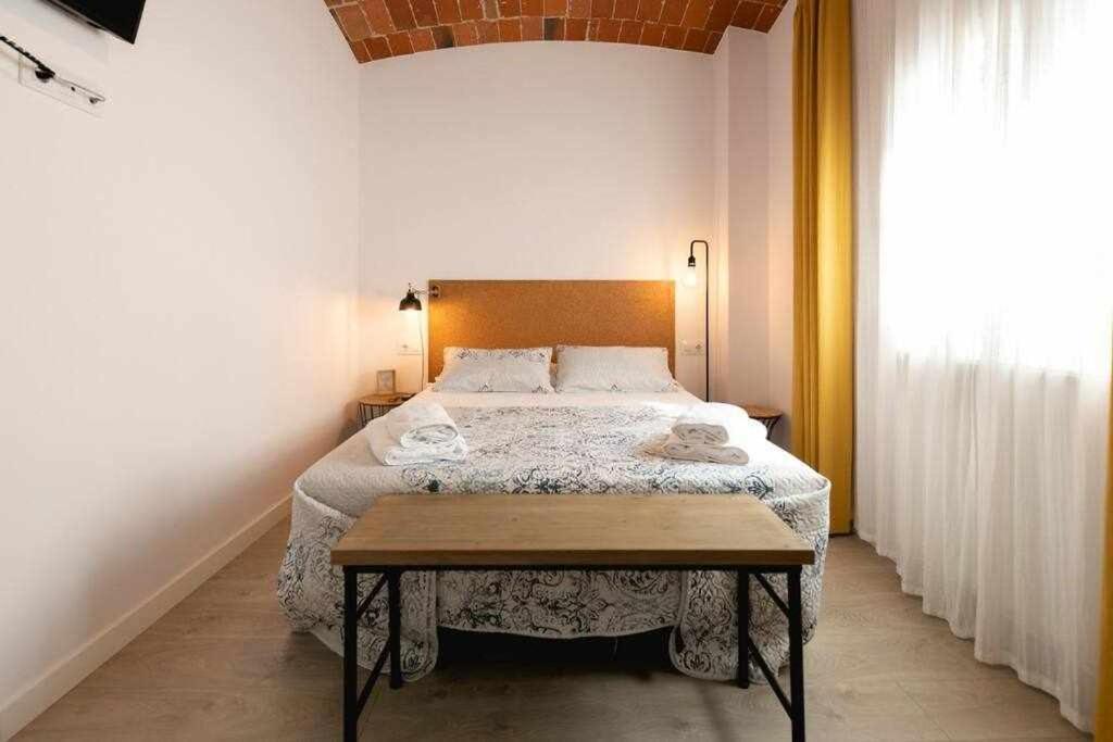 Newly Renovated Room W Pool & Bikeparking Girona Ruang foto