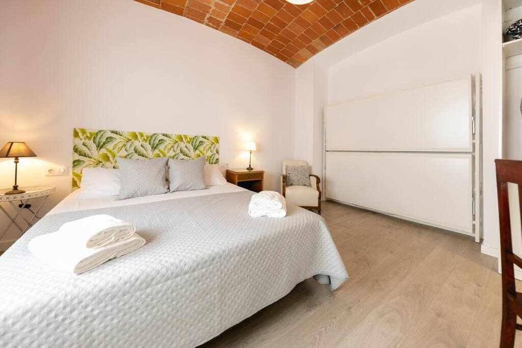Newly Renovated Room W Pool & Bikeparking Girona Ruang foto