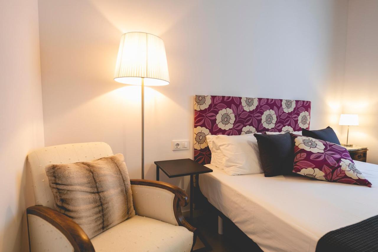 Newly Renovated Room W Pool & Bikeparking Girona Bagian luar foto