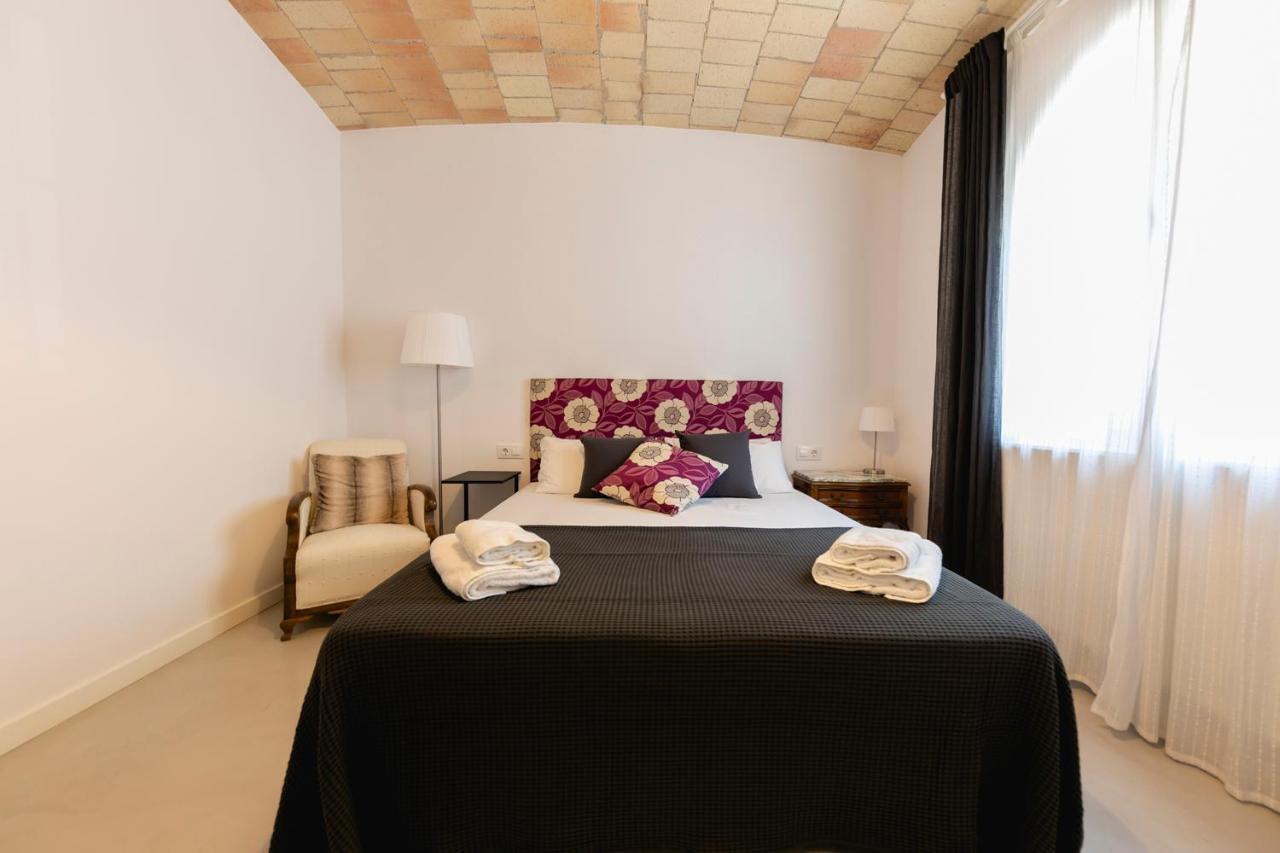 Newly Renovated Room W Pool Y Bikeparking Girona Bagian luar foto